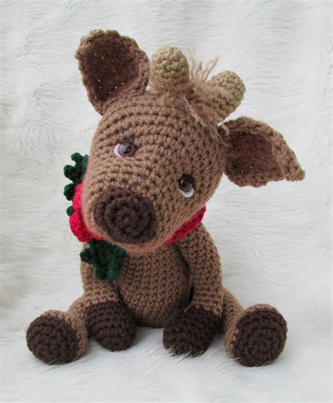 Wool and Whims: New Crochet Pattern, Simply Cute Reindeer