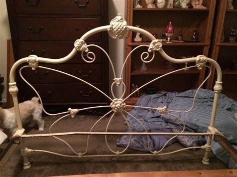 Cast Iron Bed cc 1880's For Sale | Antiques.com | Classifieds