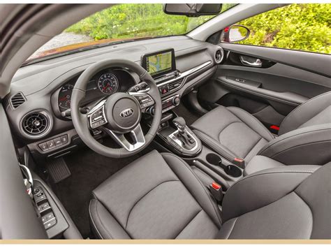 2023 Kia Forte: 78 Interior Photos | U.S. News