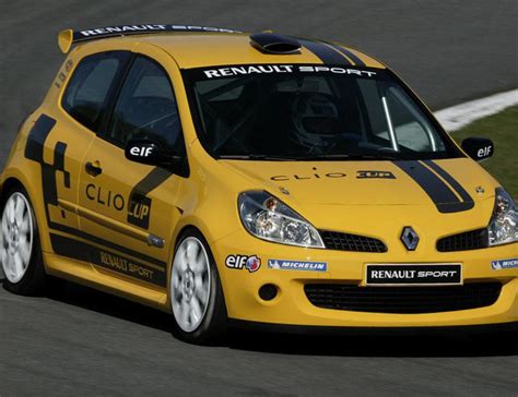 Renault Clio Sport Photos and Specs. Photo: Renault Clio Sport Specification and 26 perfect ...