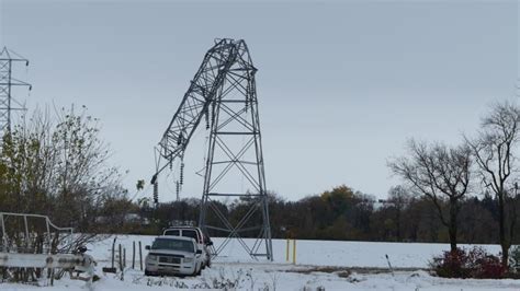 Thousands face evacuations as Manitoba calls state of emergency after ...