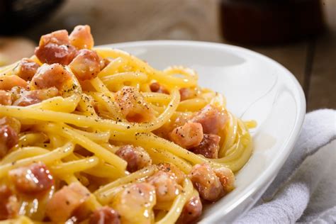 A Taste of Rome: Spaghetti Carbonara - Melodie K