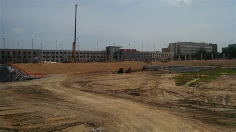 New UH Football Stadium Quickly Taking Shape – Houston Public Media