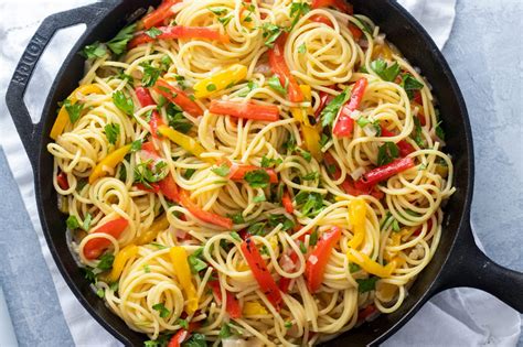 Spaghetti With Red And Yellow Peppers | Recipe | Stuffed peppers, Recipes, Giada de laurentiis ...