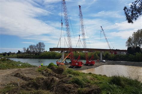 'He Ara Kotahi' Manawatu Cycle Bridge - Concrete Structures (NZ) Ltd