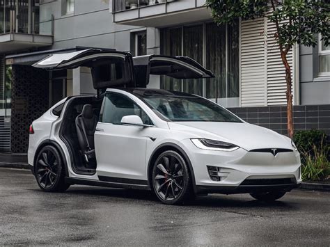 Tesla Reportedly Making Passenger Electric Vans for Boring Company