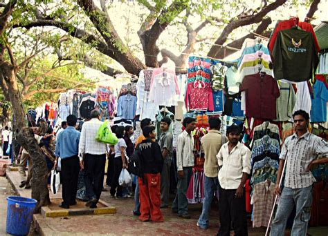 Stock Pictures: Fashion Street in South Mumbai