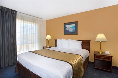 Super 8 by Wyndham Oroville | Oroville, CA Hotels