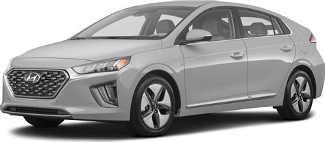 2020 Hyundai IONIQ Plug-In Hybrid Specs, Price, MPG Reviews | lupon.gov.ph