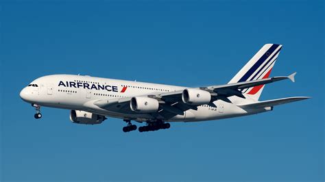 File:Air France Airbus A380-800 F-HPJB.jpg