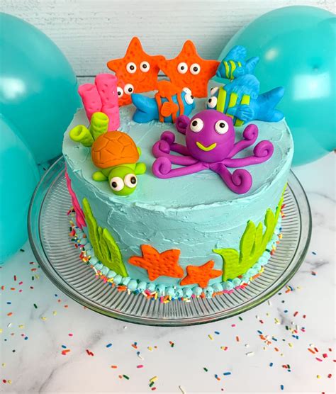 Under The Sea Cake-With Fondant Sea Animals - Barefoot In The Pines