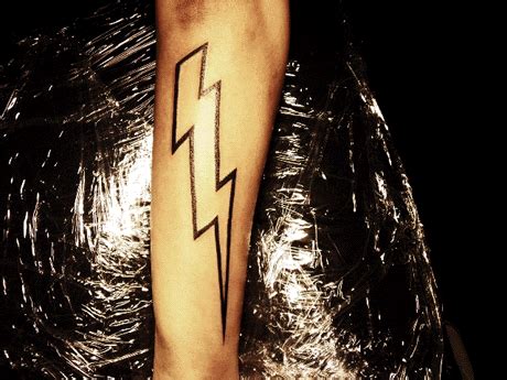 Lightning Bolt Tattoo by Julian Kyla | Ink'd | Pinterest | Tatuajes