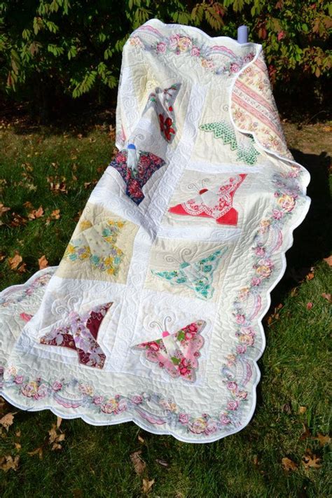 242 best Handkerchief quilt images on Pinterest | Vintage linen, Crazy ...