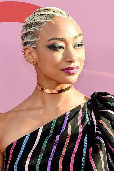 Tati Gabrielle - Wikipedia