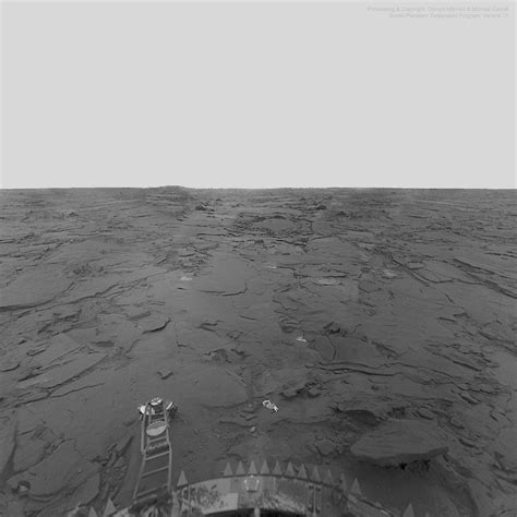 The Surface of Venus from Venera 14 [1705 × 1705] | Image Credit ...