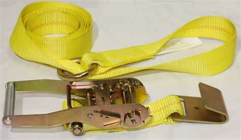 Identify difference among ratchet straps materials and choose which is best