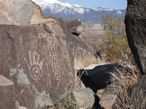 Scott's Twisted Travels: Three Rivers Petroglyph Site