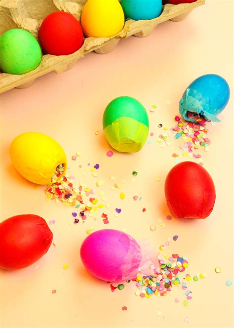 DIY Cascarones Confetti Easter Eggs! ⋆ Brite and Bubbly