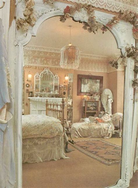 30+ Cool Shabby Chic Bedroom Decorating Ideas - For Creative Juice