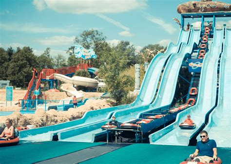 13 of the Best Kids Theme Parks in the UK - The Family Vacation Guide