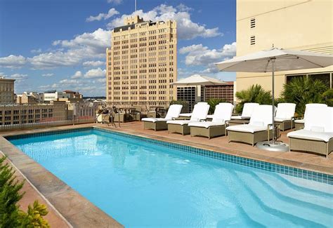 15 Best Pet-Friendly Hotels in San Antonio, TX | PlanetWare