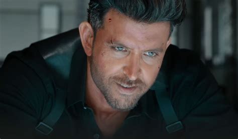 War Movie Stills: Hrithik Roshan & Tiger Shroff's Face-off in Action Thriller - Photogallery