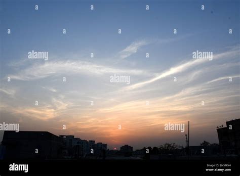 New Delhi, Delhi, India. 7th Feb, 2023. Sun Set during the Change of ...