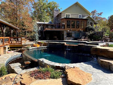 10 of the Most Breathtaking Airbnbs With Pools in the U.S. | Far & Wide