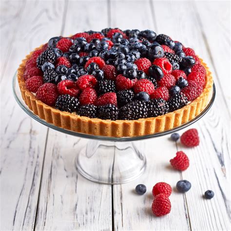 Large Fresh Fruit Tart - Noe Valley Bakery