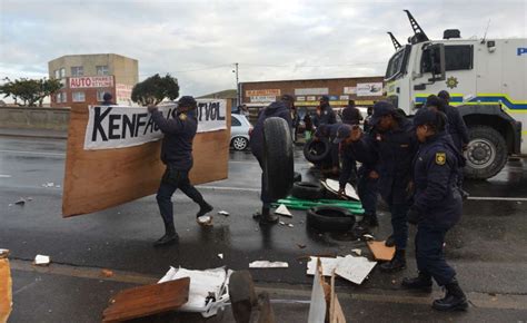 Protests cost Cape Town millions in damages - SABC News - Breaking news ...