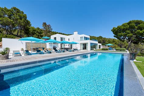 5 New Luxury Villas in Ibiza for your next summer | Haute Retreats ...