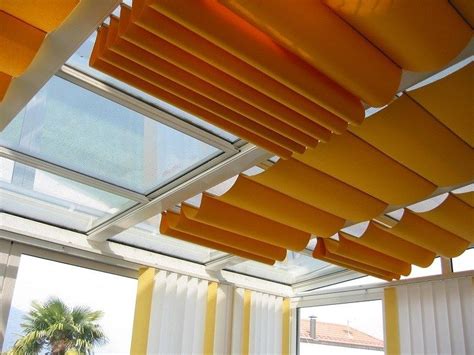 Cortina para ventanas de techo de protección solar | Ventanas en el techo, Cortinas de techo ...