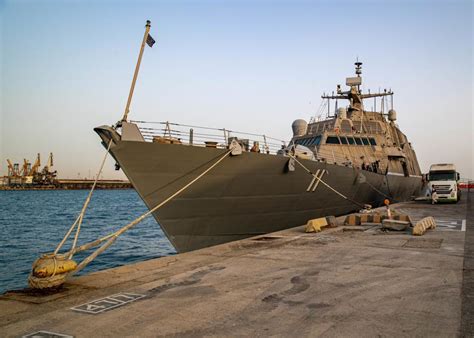 US Navy USS Sioux City (LCS-11) Arrives In Bahrain During Historic ...