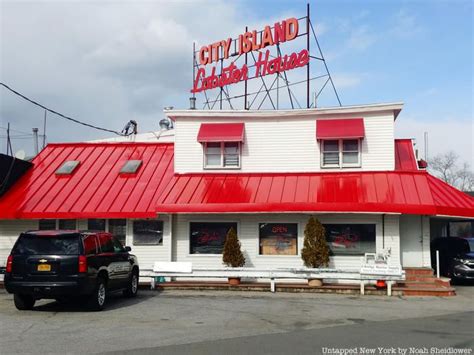 10 City Island Restaurants Well Worth the Trip - Untapped New York | City island, Island house ...