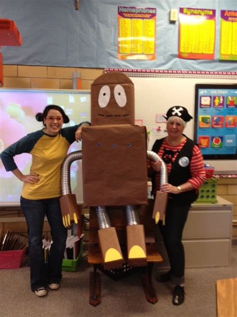 Halloween 2012 Annie, Moby and Tim from Brain Pop! | Best teacher ...