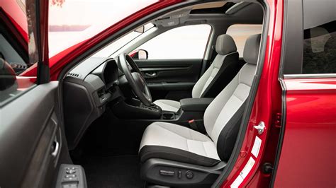 2023-honda-cr-v-interior-view - AVTOPLUS.mk