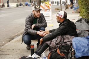 4 Simple Things You Can Do To Support People Experiencing Homelessness