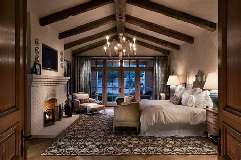 20 Beautiful Master Bedroom Designs With Fireplaces