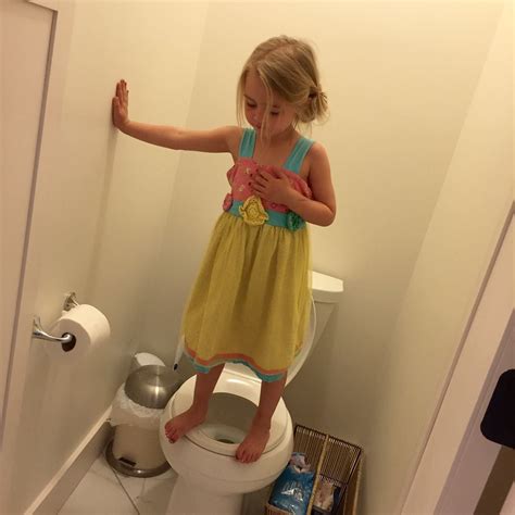 The heartbreaking reason Michigan mom's photo went viral