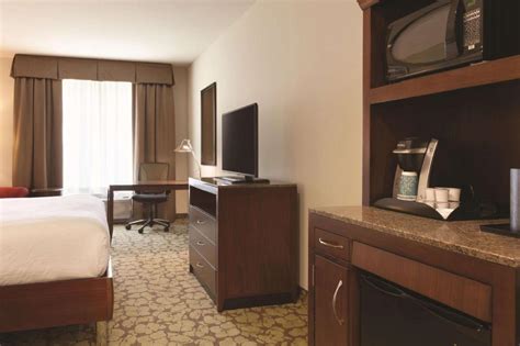 Hilton Garden Inn Boston Logan Airport, Boston (MA) | Best Price Guarantee - Mobile Bookings ...