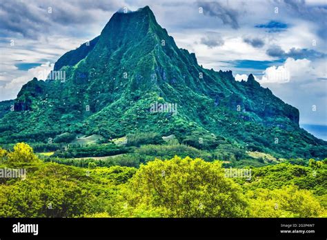 Colorful Mount Rotui Second Highest Mountain Volanic Peak on Moorea ...