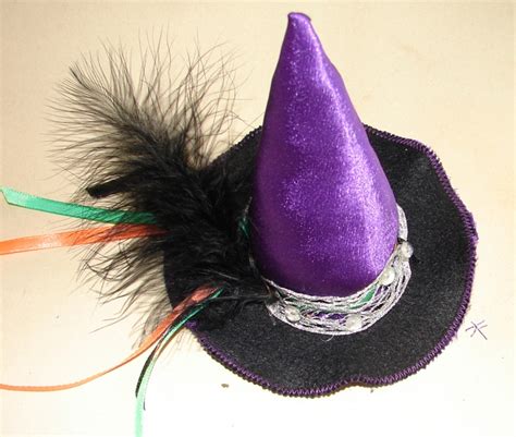 4 easy DIY Halloween hat crafts for kids to complete their costume