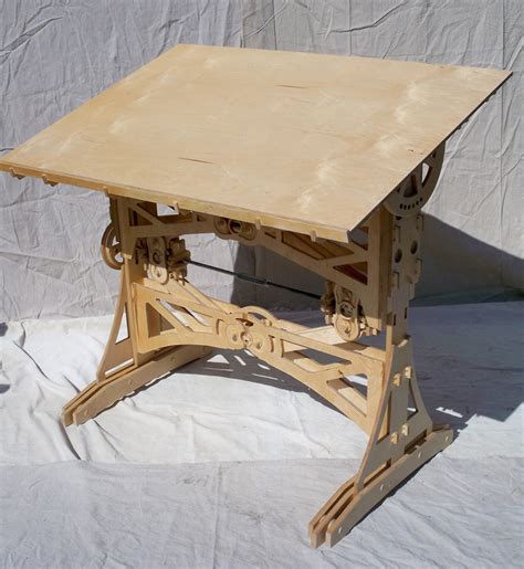 Sean Hendrick's DIY Mechanized Drafting Table - Core77