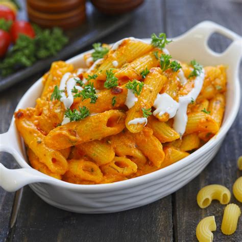 Makhani Sauce Pasta Recipe - Fun FOOD Frolic