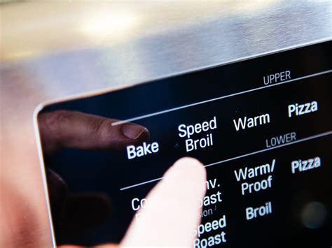 LG double-oven range focuses on quick cooking (pictures) - CNET