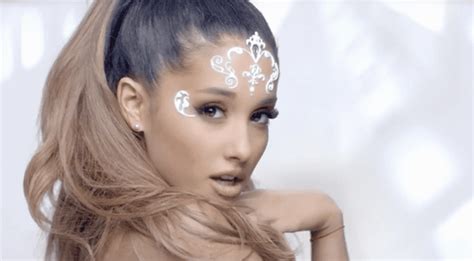 BREAK FREE, ARIANA GRANDE FEAT ZEDD, LETRAS MUSICALES