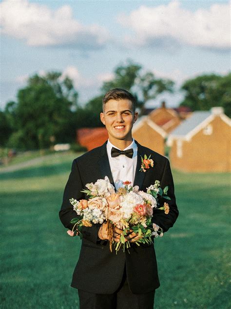 Real Wedding: Madeline + Benton's Romantic Floral Wedding — Ravenswood Mansion