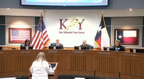 Katy ISD considers hiring chaplains at schools as part of new state law – Houston Public Media