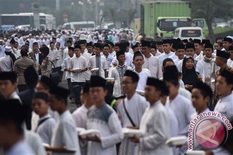 Santri bisa kikis radikalisme agama lewat medsos - ANTARA News