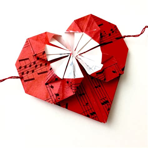 Tutorial: Valentine’s Day Origami Heart – Lyric Art